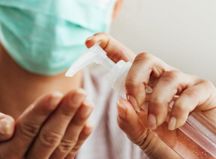 Foto: Drazen Zigic/Freepik gripe alcool contaminação